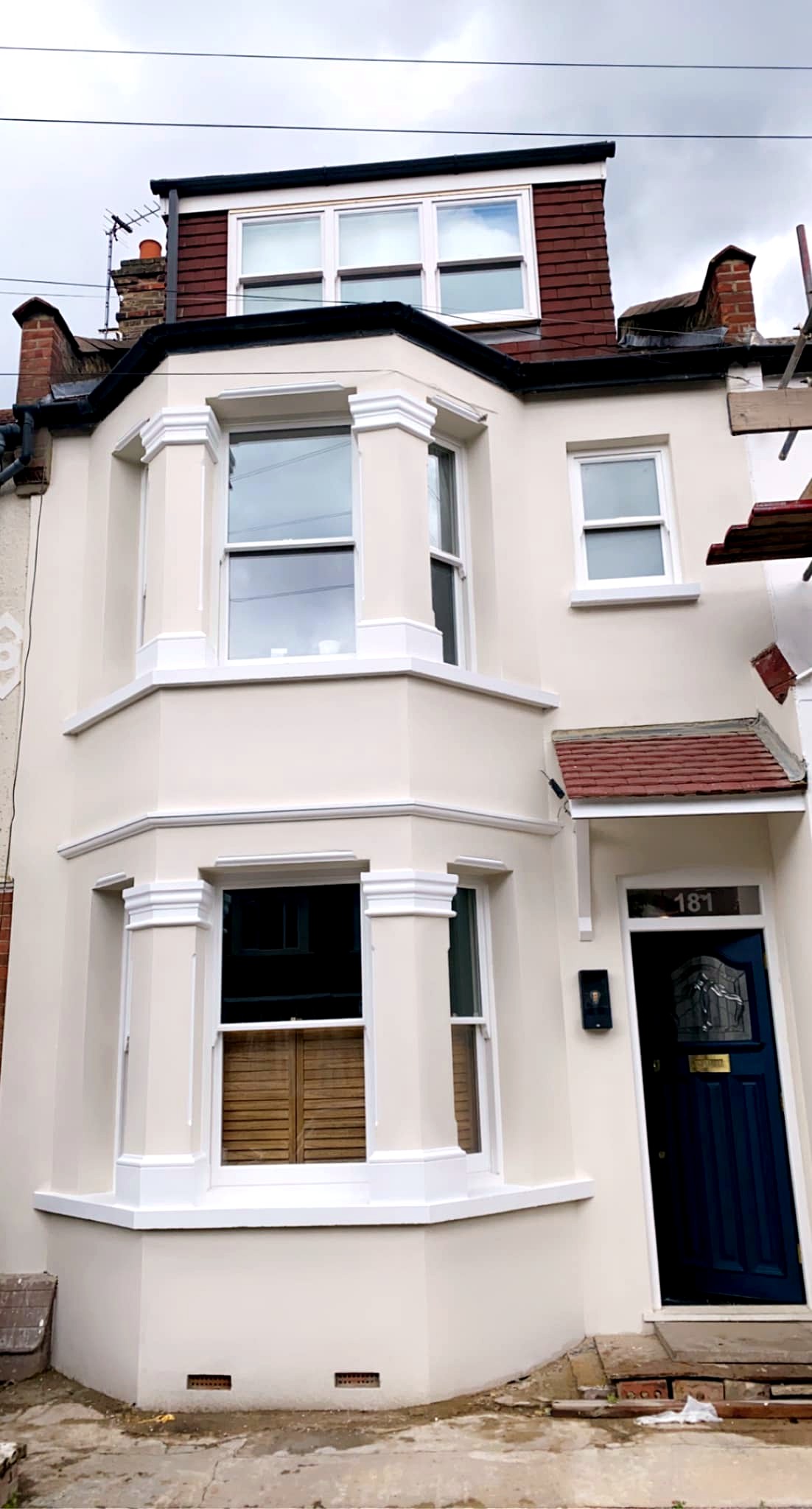 Victorian bay-fronted exterior after full decorating
